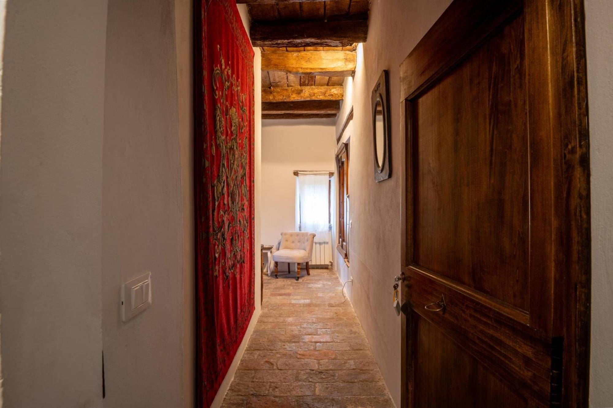 Castello Valenzino Bed & Breakfast Antognola Ngoại thất bức ảnh